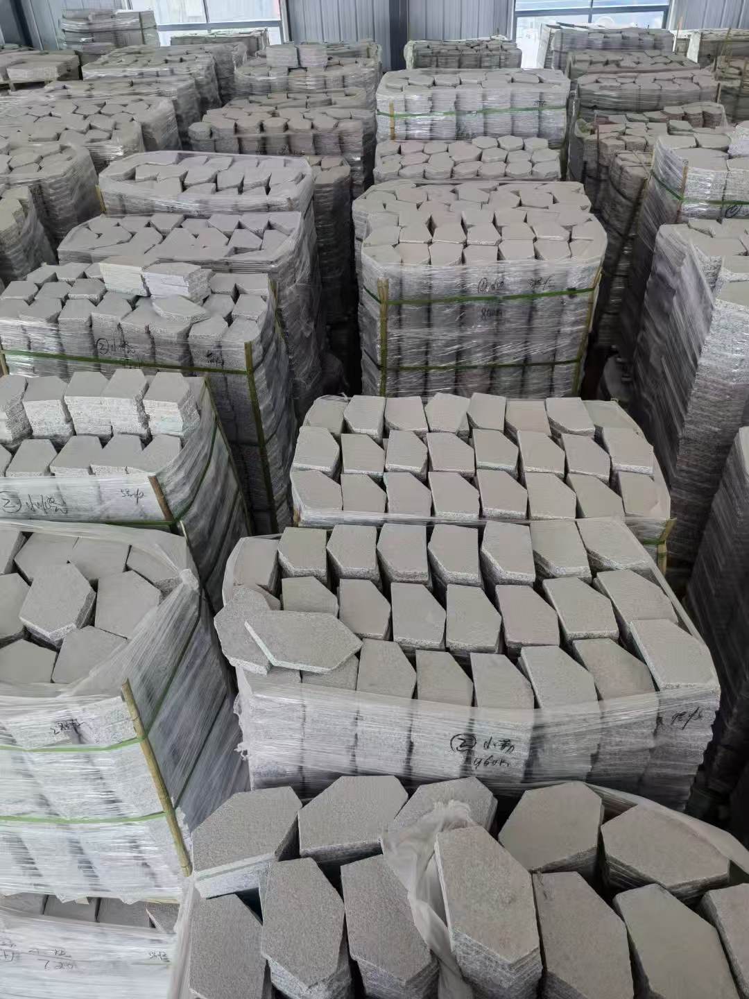 景德镇芝麻白石材冰裂纹，碎拼。