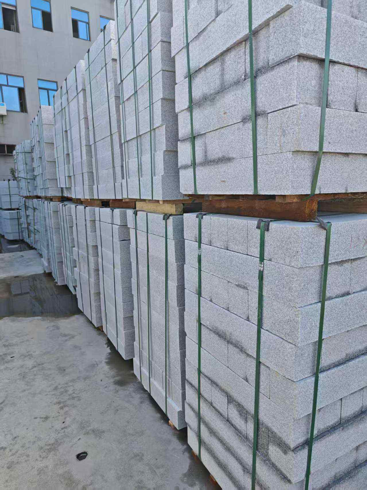 景德镇芝麻白路牙石，路侧石