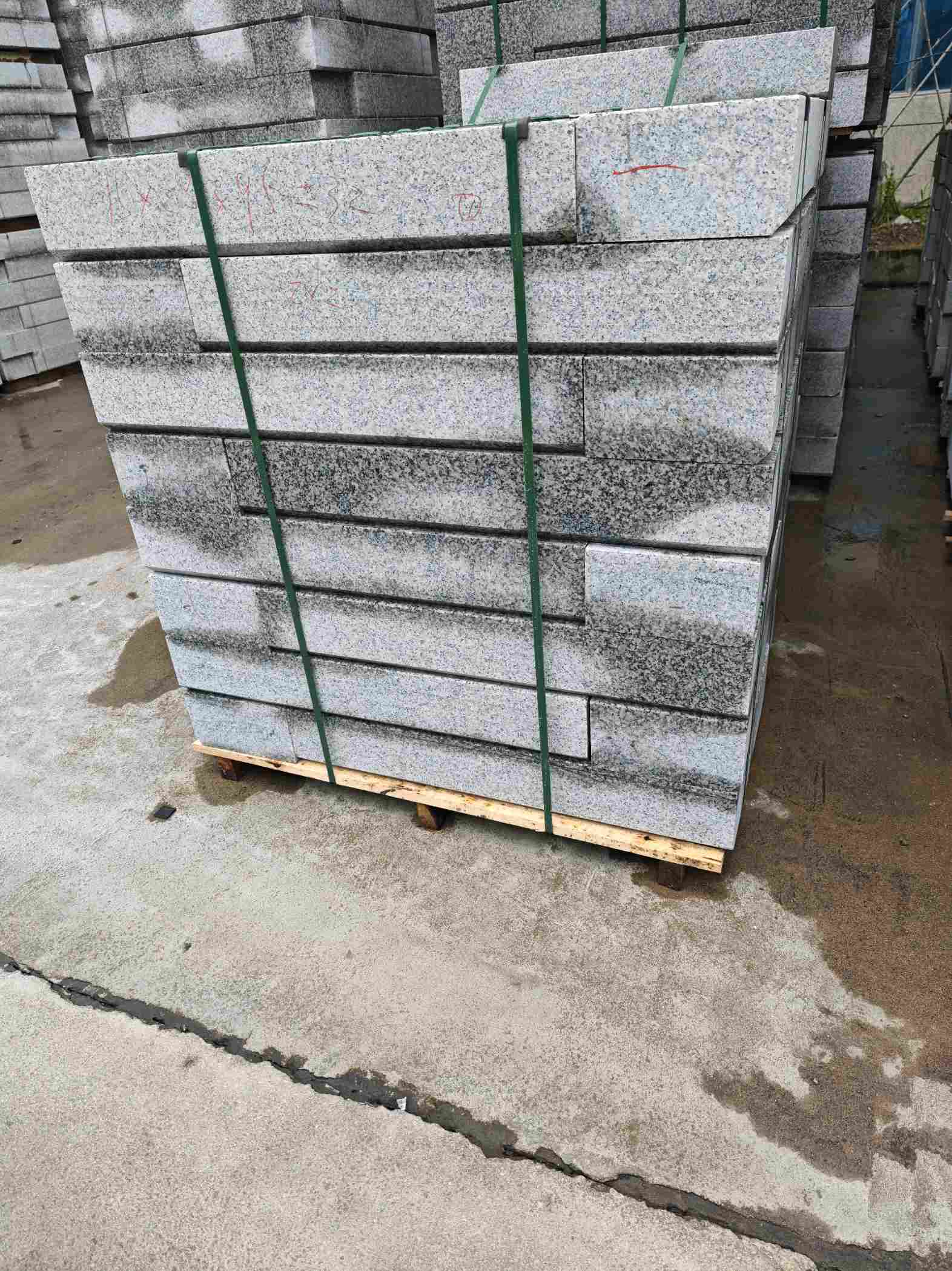 景德镇芙蓉白路牙石，马路牙子