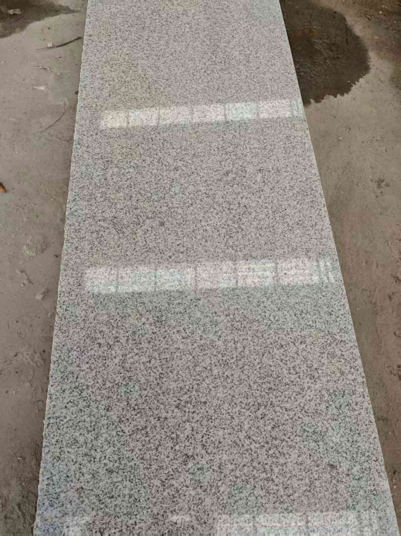 景德镇芝麻白光面毛板